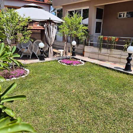 Приятелската Къща Hotel Velingrad Exterior photo