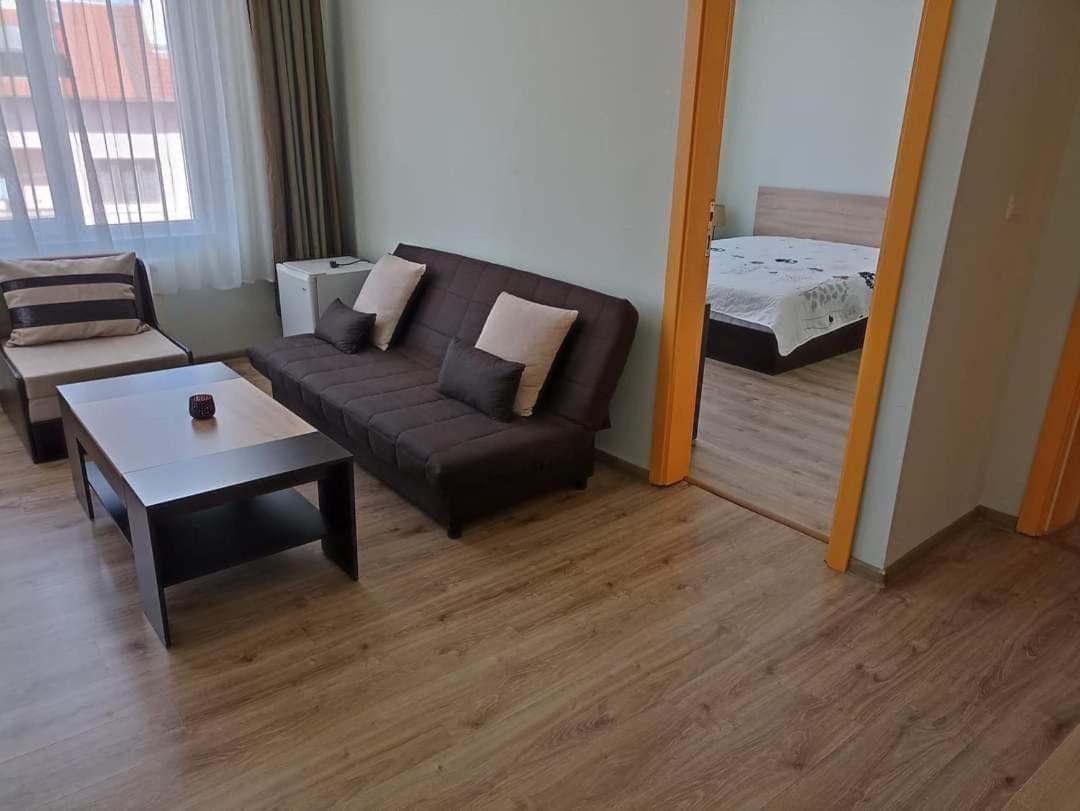 Приятелската Къща Hotel Velingrad Exterior photo