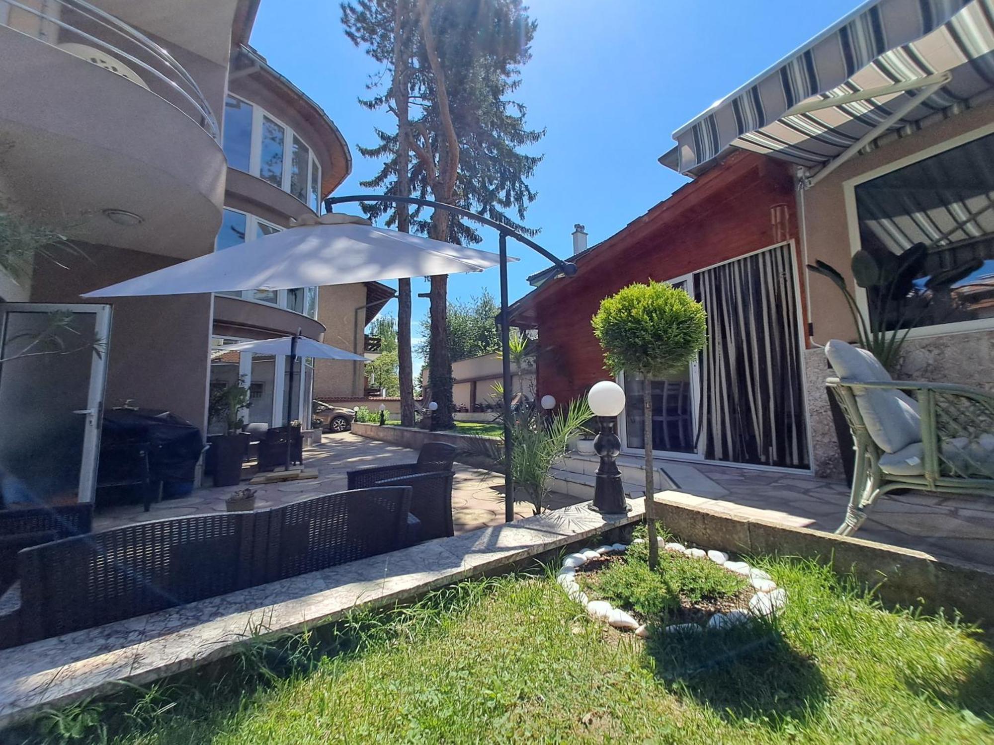 Приятелската Къща Hotel Velingrad Exterior photo