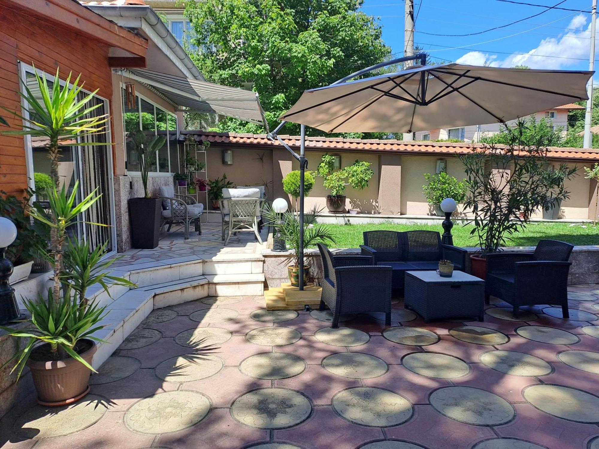 Приятелската Къща Hotel Velingrad Exterior photo