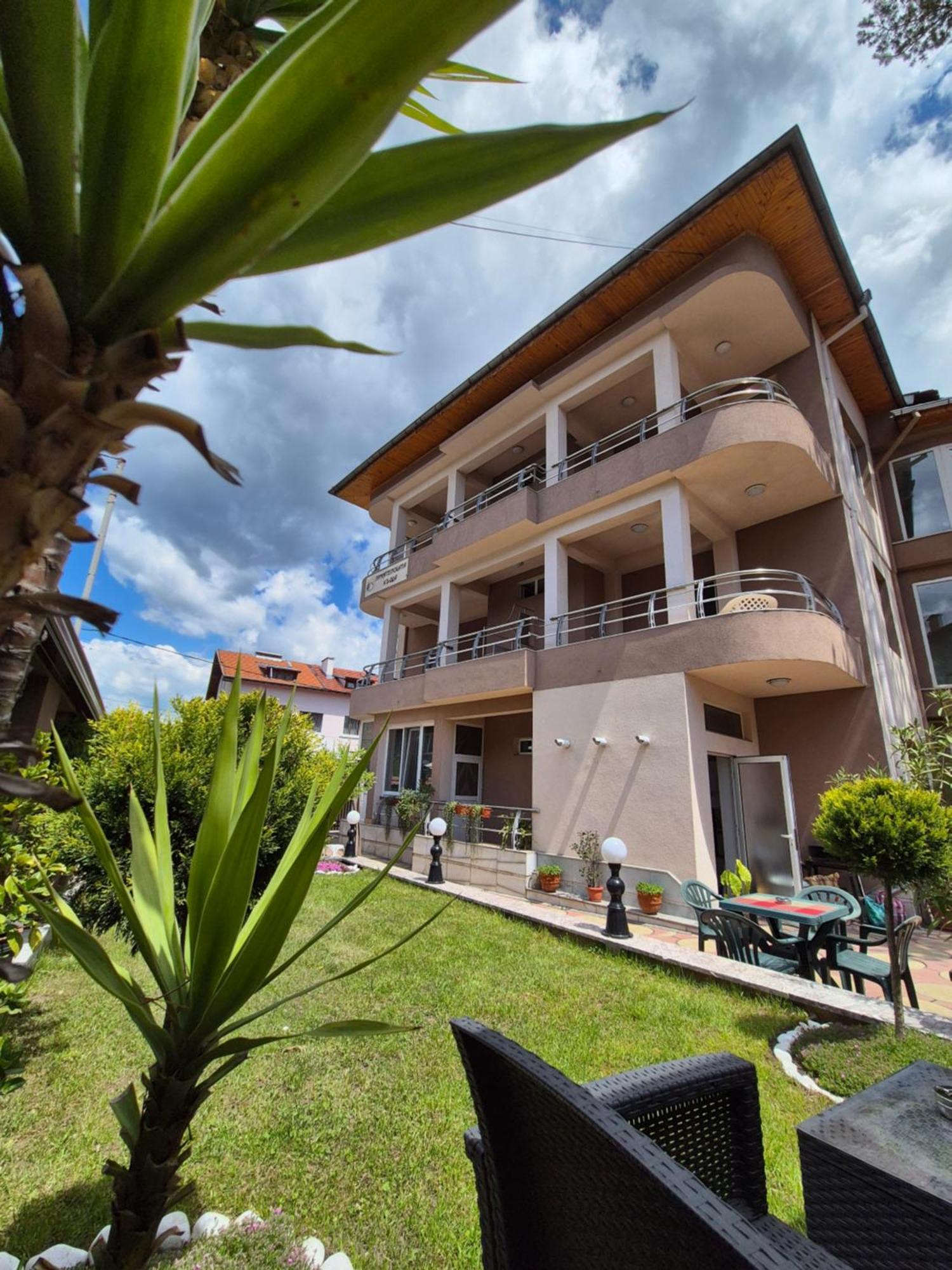 Приятелската Къща Hotel Velingrad Exterior photo