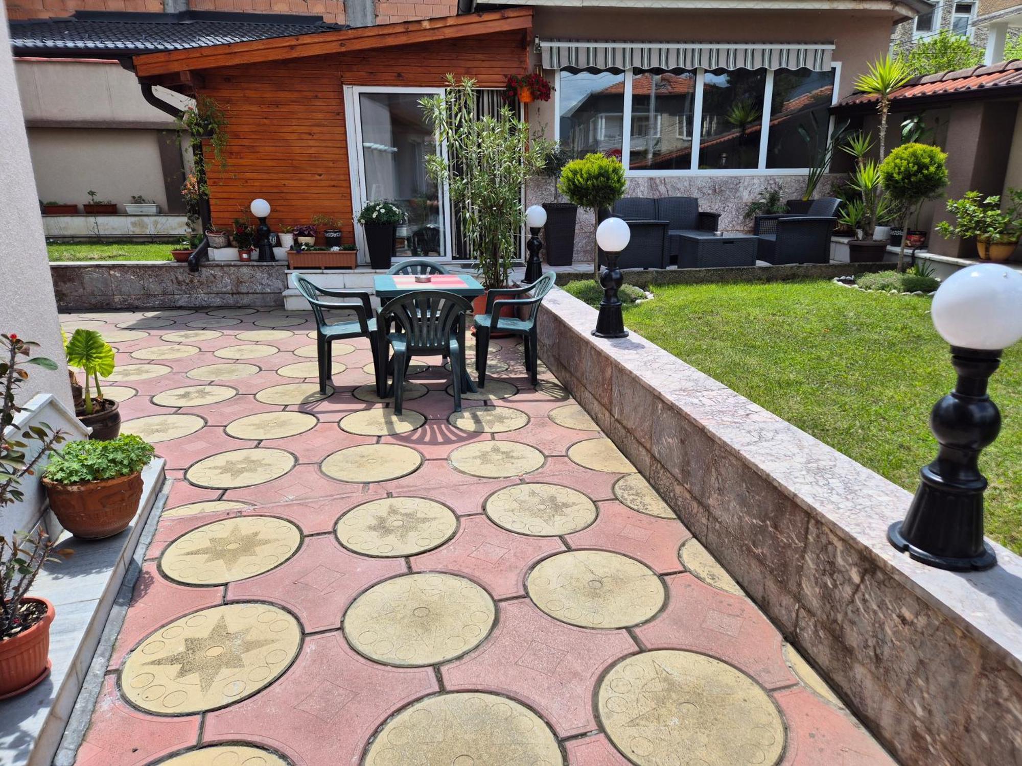 Приятелската Къща Hotel Velingrad Exterior photo