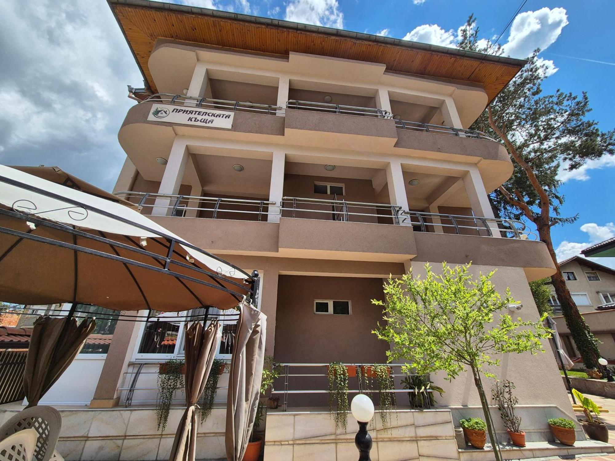 Приятелската Къща Hotel Velingrad Exterior photo
