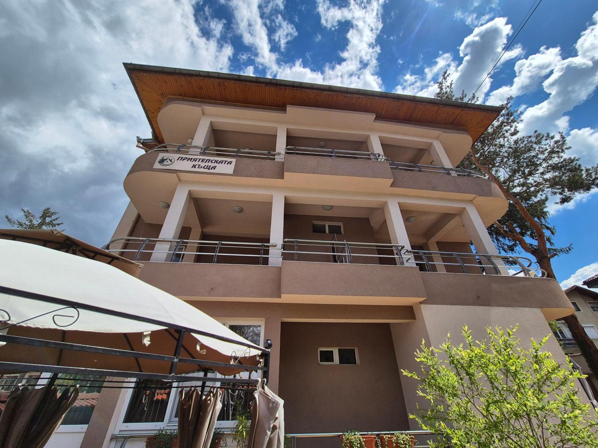 Приятелската Къща Hotel Velingrad Exterior photo